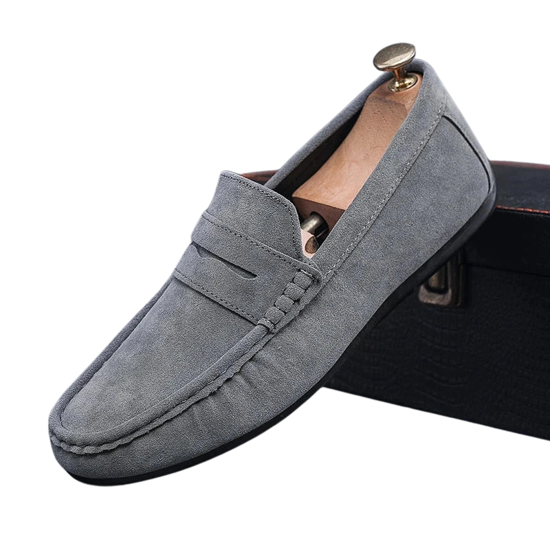 Mocassins de chaussures pour hommes en daim