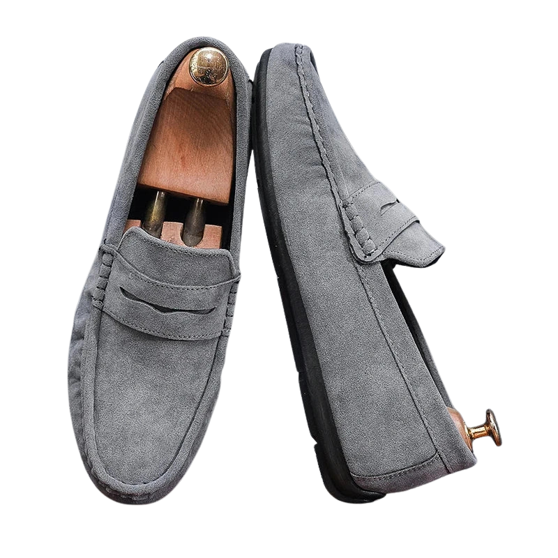 Mocassins de chaussures pour hommes en daim