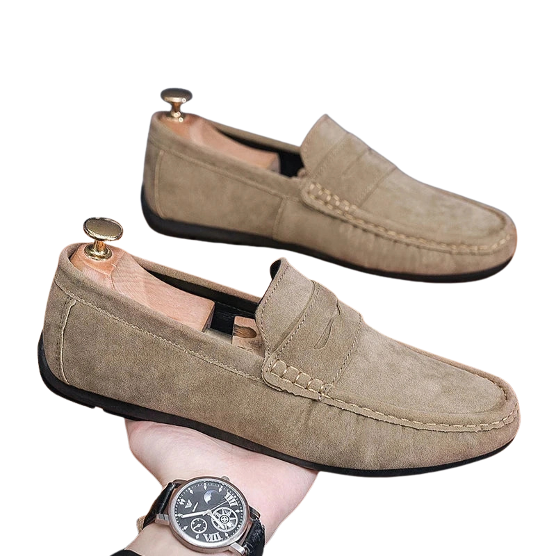 Mocassins de chaussures pour hommes en daim